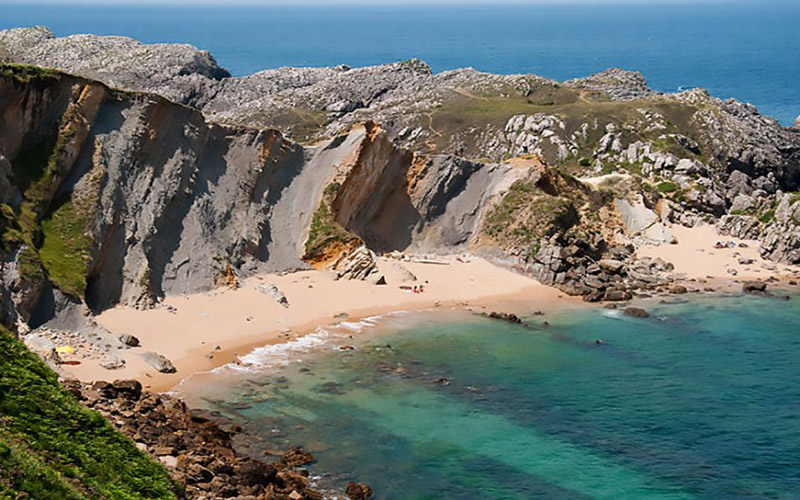 Playas de Cantabria: guía por islas