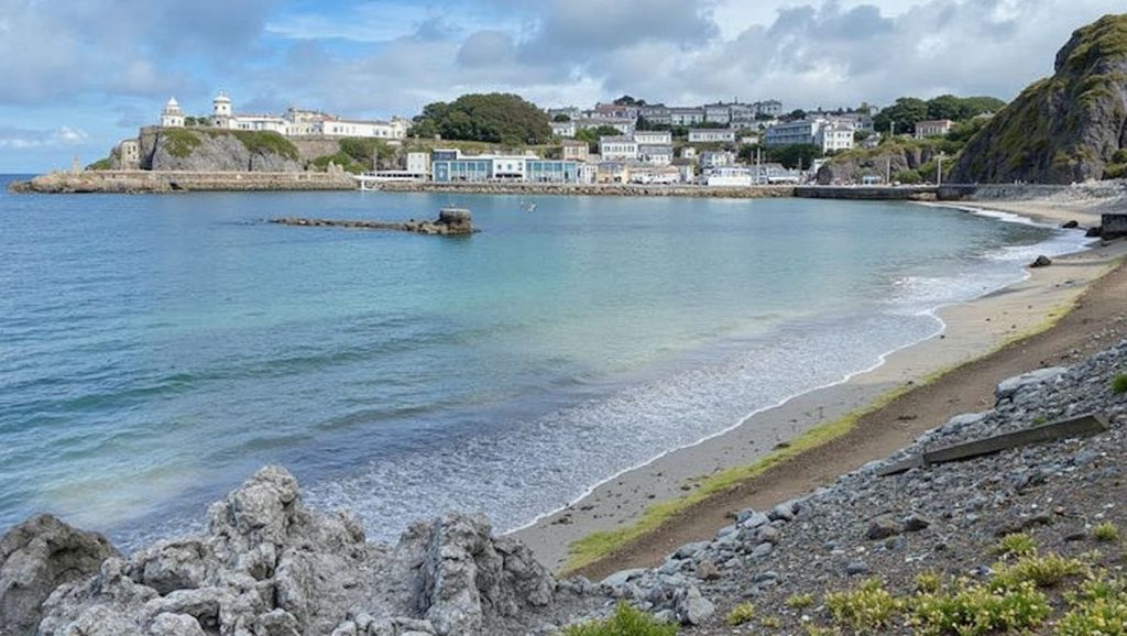1ª Playa de Luarca en Asturias (Asturias)