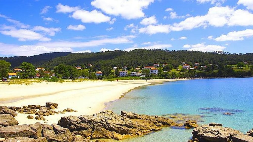 Aguas de A Coviña en Cee (A Coruña)