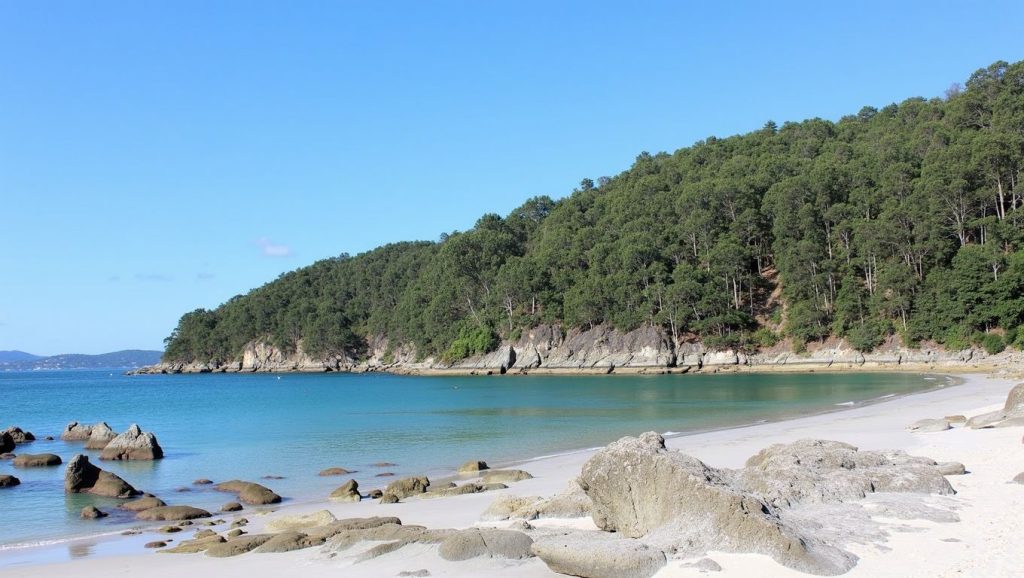 Ría y costa de Area de Agra en Sanxenxo, Pontevedra