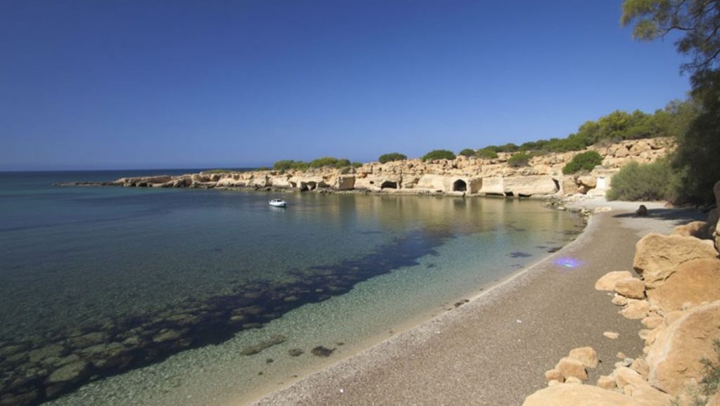 Acceso a Ca los Camps desde el aparcamiento, Artà