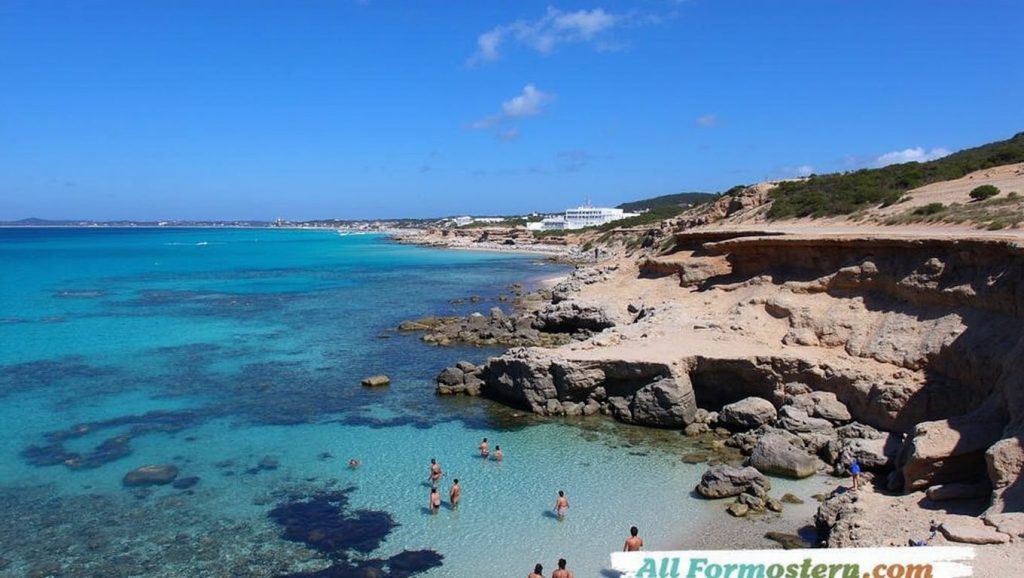 Detalle del agua en Caló des Mort, Formentera, Formentera