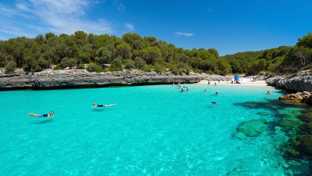 Amplio horizonte marino en Caló des Pou, Santanyí / Felanitx