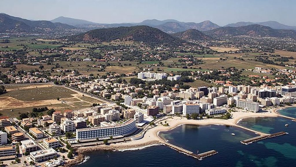 Vista de Cala Bona desde la orilla, Son Servera