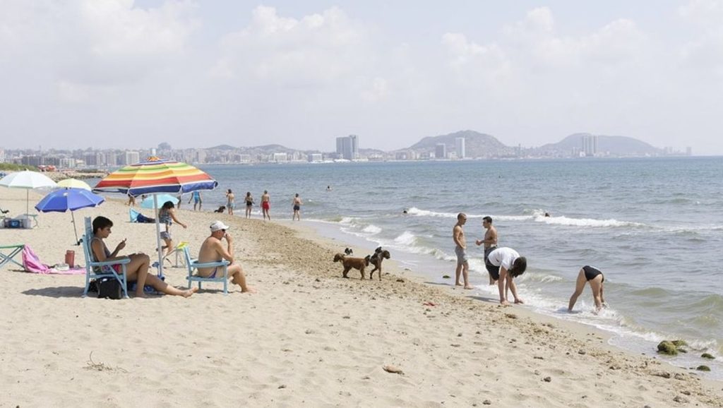 Cala de Agua Amarga — foto 4 de 6