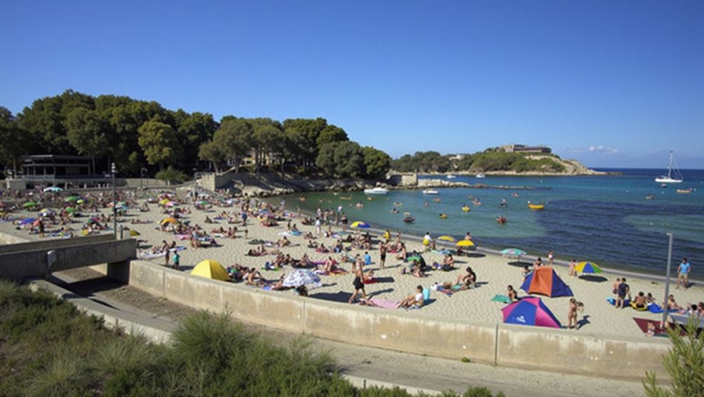 Horizonte desde Cala de sa Font, Capdepera, Mallorca