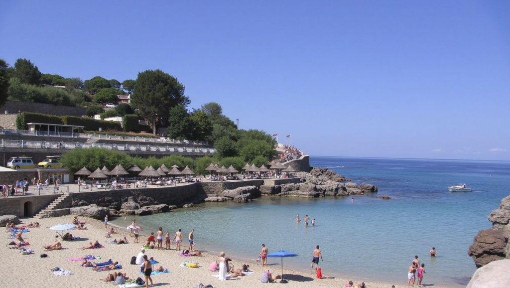 Vista de Cala Molins desde la orilla, Pollença