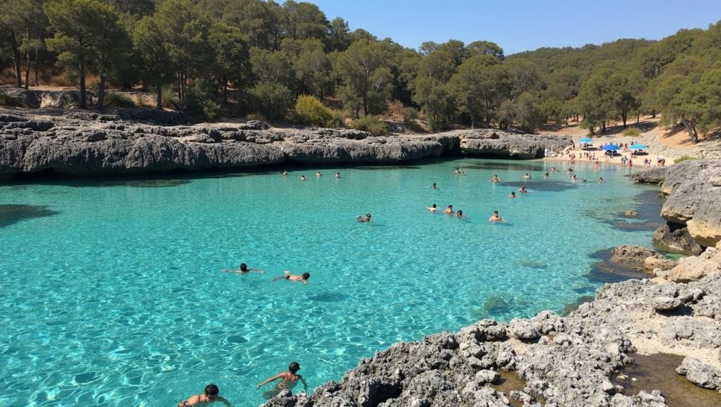 Detalle del agua en Cala Mondragó, Santanyí, Mallorca