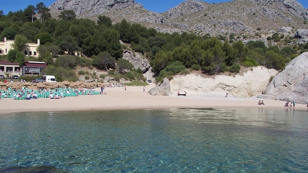 Playa Sant Vicenç desde la arena, Pollença, Mallorca