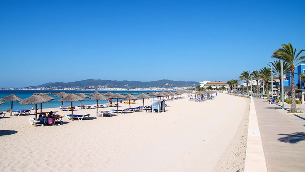 Arena y orilla en Ciutat Jardí, Palma, Mallorca