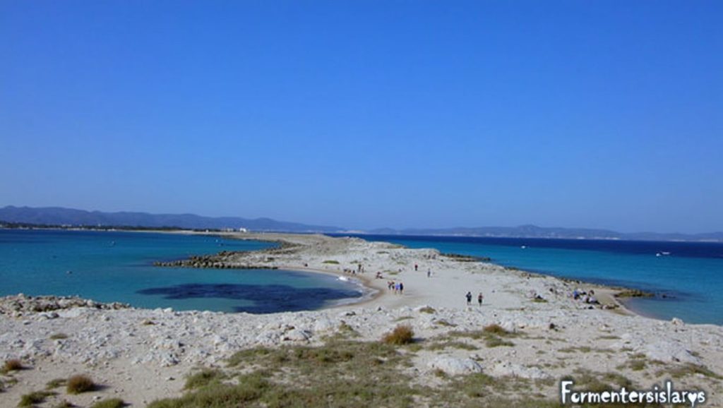 Panorámica completa de Es Trucadors, playa de Formentera