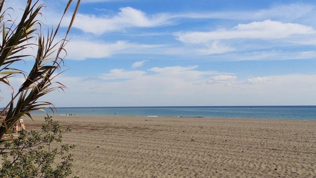 Playa de El Morche de Vélez-Málaga