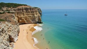 Praia dos Caneiros