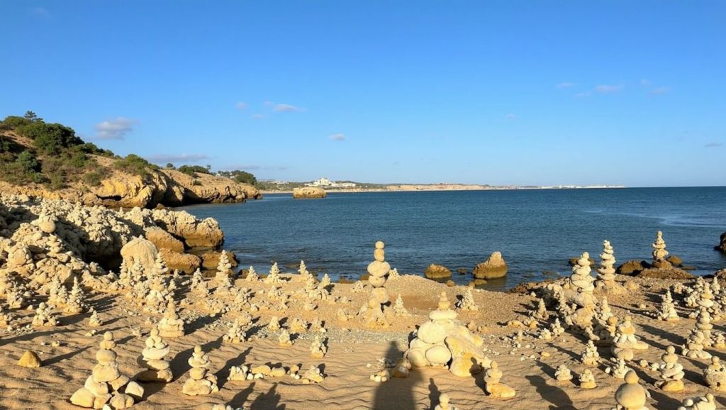 Praia da Pedra dos Bicos - Albufeira, Algarve