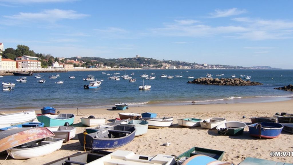 Praia de Paço de Arcos - Oeiras, Portugal