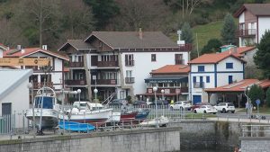 Playa del Lastrón (Zierbena, Bizkaia)