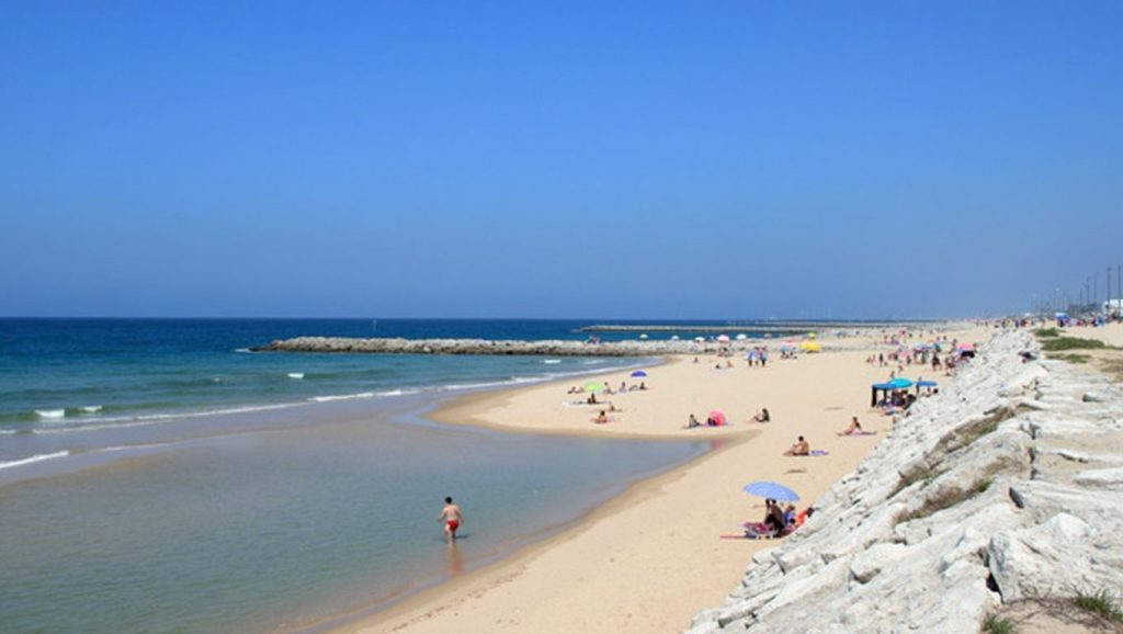 Praia de São João da Caparica - Almada, Portugal