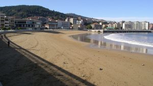 Playa de Brazomar (Castro Urdiales, Bizkaia)