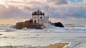 Praia do Senhor da Pedra