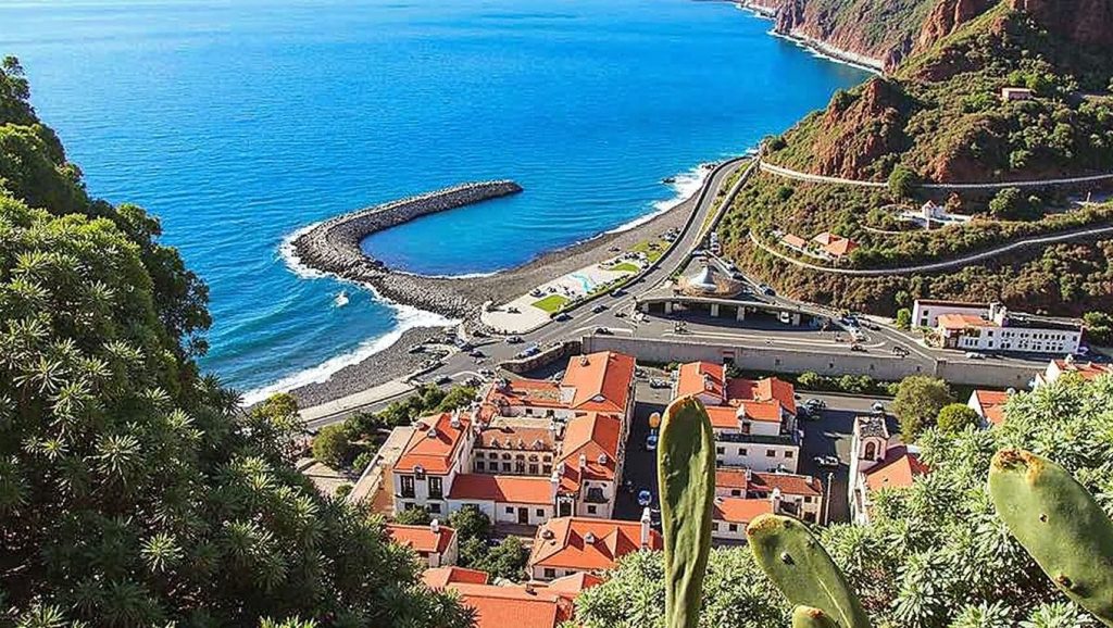 Playa de la Ribeira Brava - Ribeira Brava, Madeira