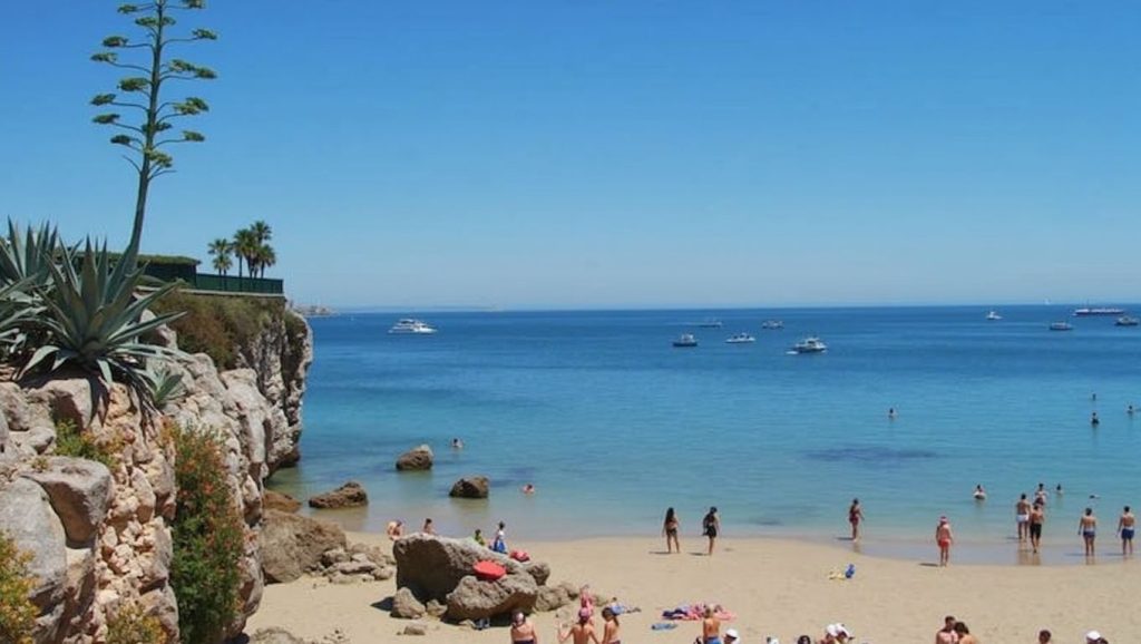 Praia da Rainha - Cascais, Portugal