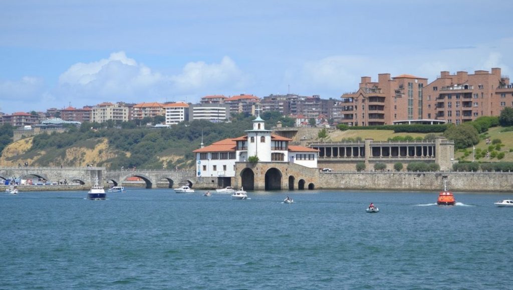 Playa de Las Arenas - Getxo, Bizkaia