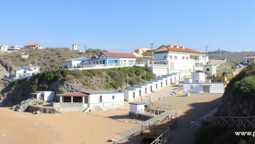 Praia de Porto Dinheiro - Lourinhã, Portugal