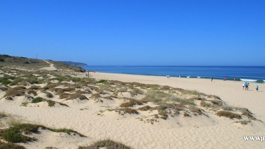 Praia da Lagoa de Albufeira - Sesimbra, Portugal