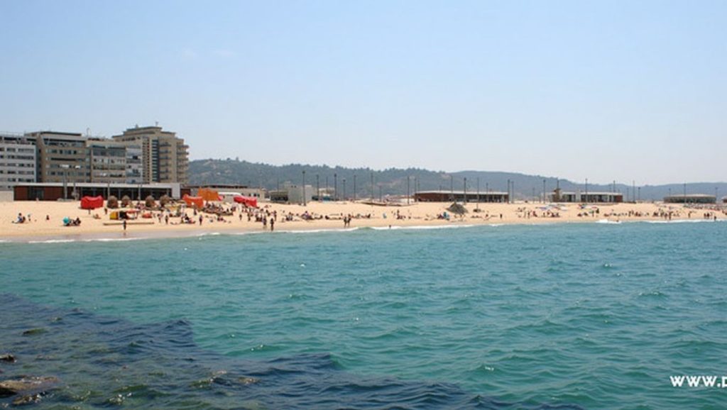 Praia do Paraíso - Almada, Portugal