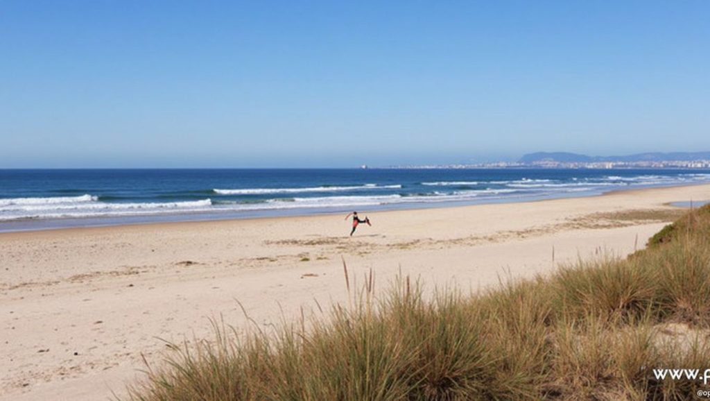 Praia da Rainha - Almada, Portugal
