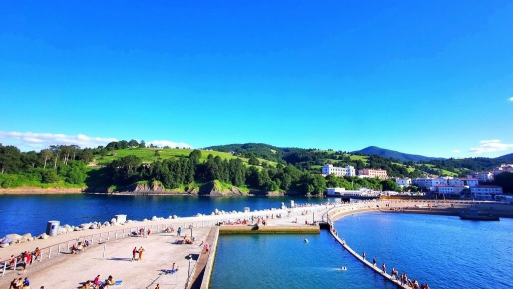 Playa de Burumendi / Hirugarren - Mutriku, Gipuzkoa