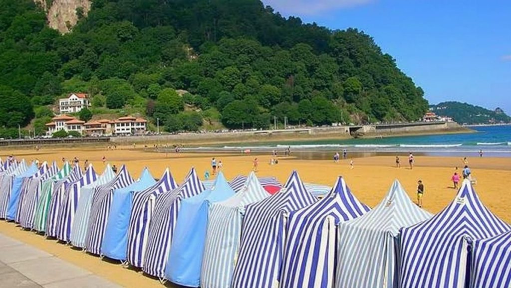 Playa de Zarautz - Zarautz, Gipuzkoa