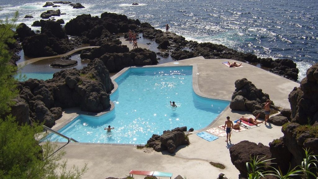 Piscina de Castelo Branco - Faial, Açores
