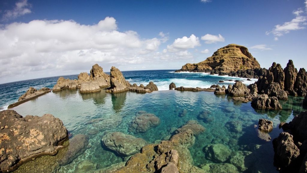 Playa de las Lajes (Praia Jamaica) - Porto Moniz, Madeira