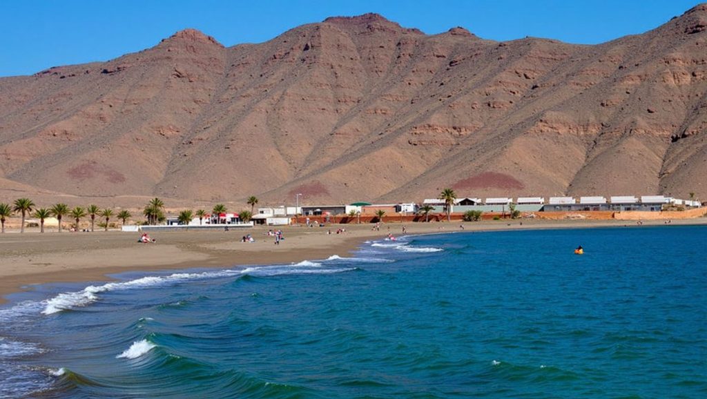 Arena y orilla en Playa de los James, Gran Tarajal, Canarias