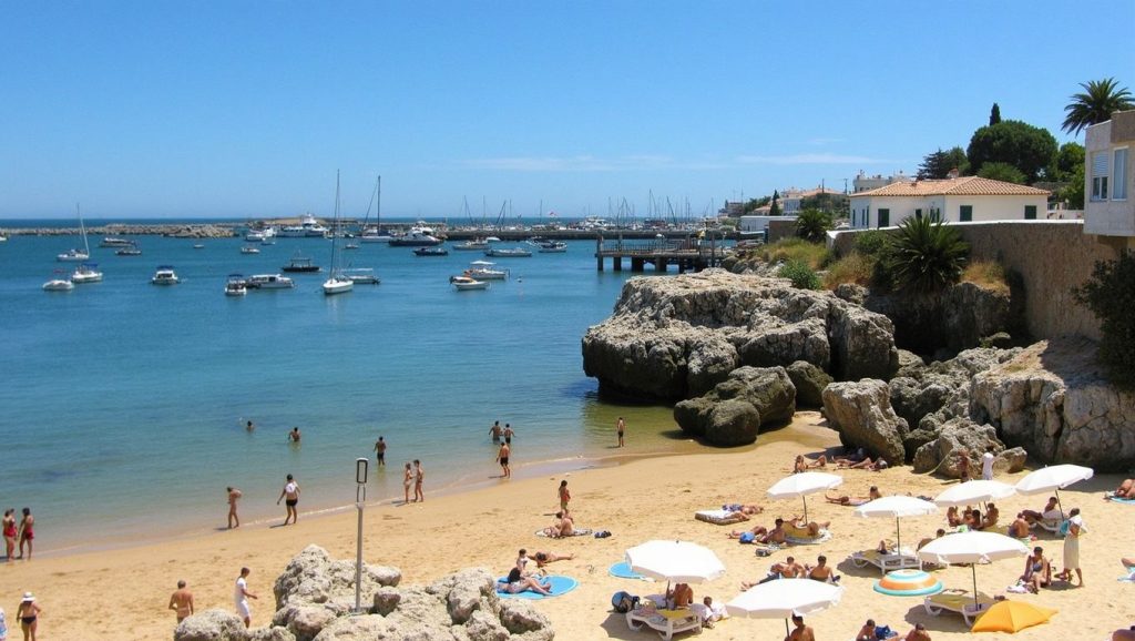 Praia da Rainha - Cascais, Portugal