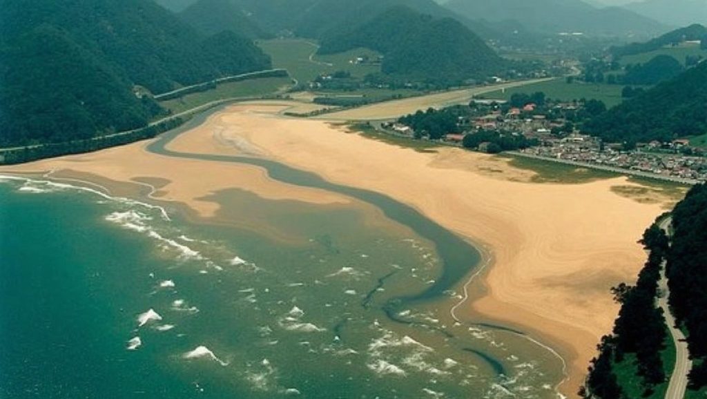 Playa Arcisero - Castro Urdiales, Cantabria