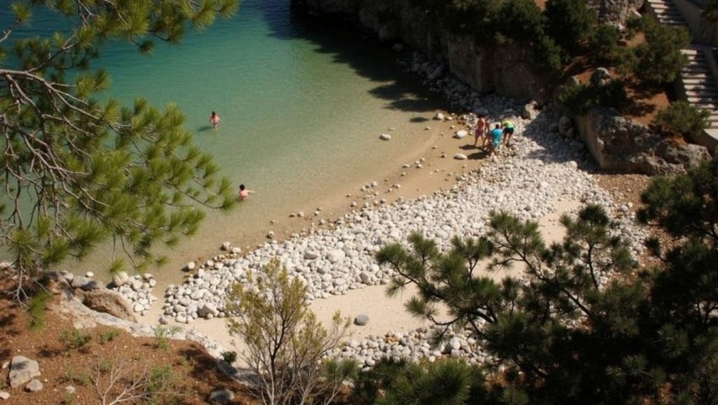 Praia de Alpertuche - Sesimbra, Portugal