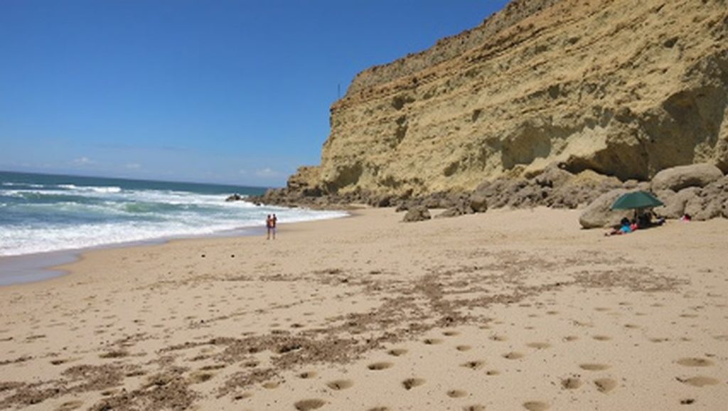 Praia do Rebenta Bois - Sesimbra, Portugal