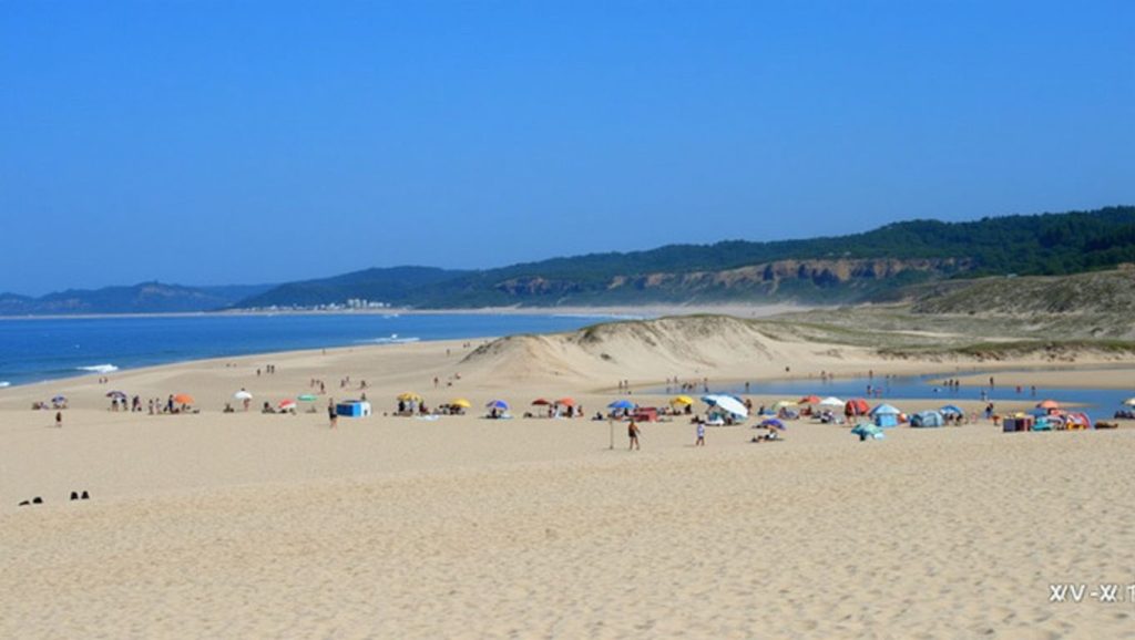 Praia da Lagoa de Albufeira - Sesimbra, Portugal