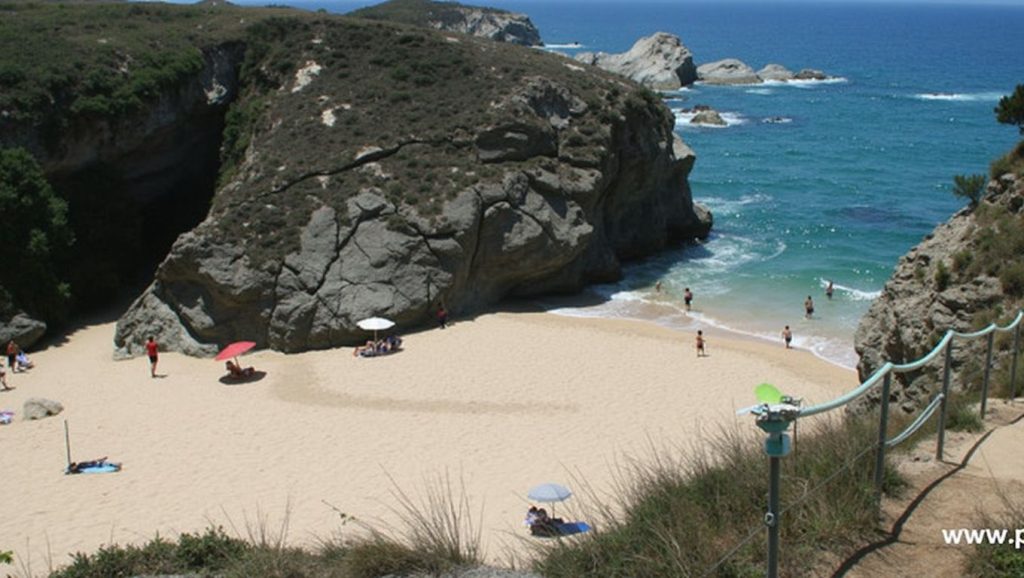 Praia de Porto Covinho - Sines, Portugal