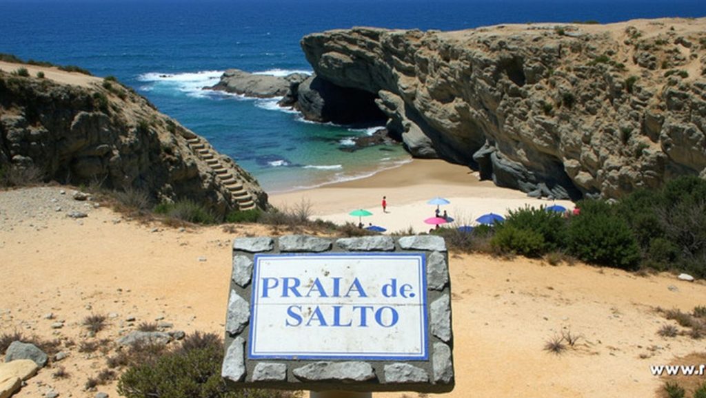 Praia naturista do Salto - Sines, Portugal