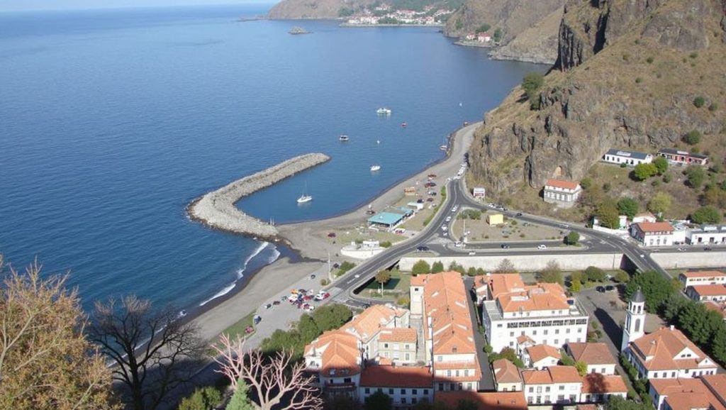 Playa de la Ribeira Brava - Ribeira Brava, Madeira