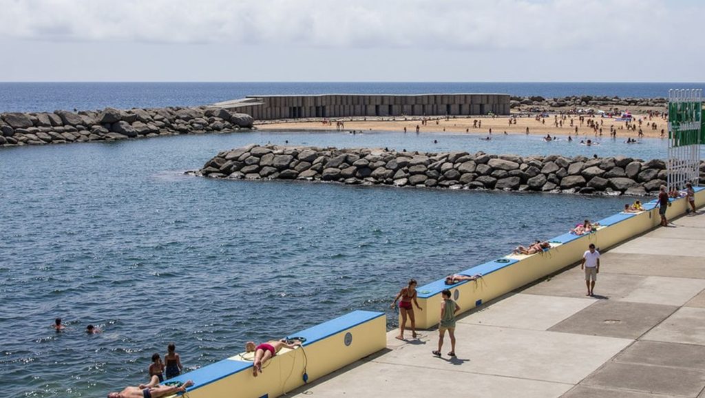 Banana Praia (Madalena do Mar) - Calheta, Madeira