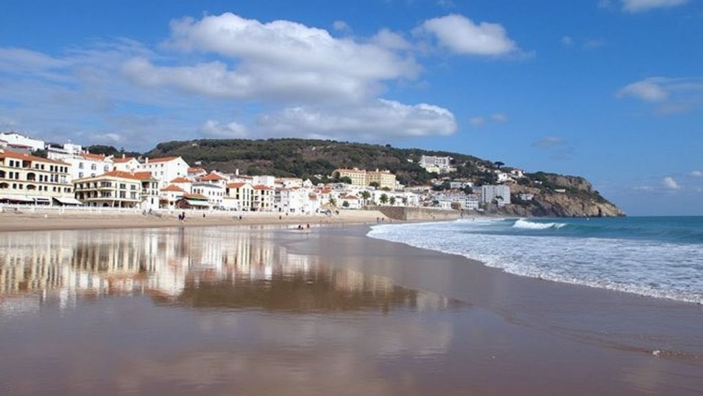 Praia dos Pilotos - Sesimbra, Portugal
