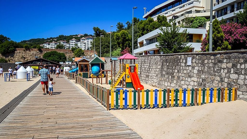 Praia dos Lagosteiros - Sesimbra, Portugal