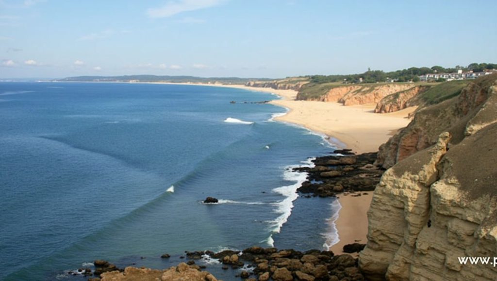 Praia das Bicas - Sesimbra, Portugal
