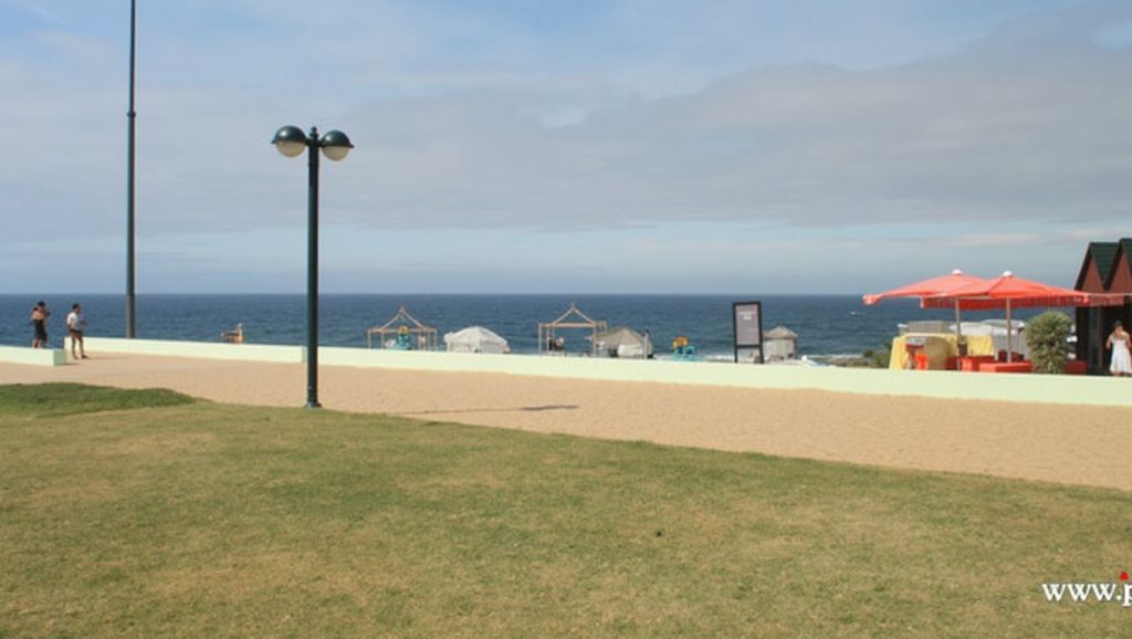 Praia dos Beijinhos - Póvoa de Varzim, Portugal