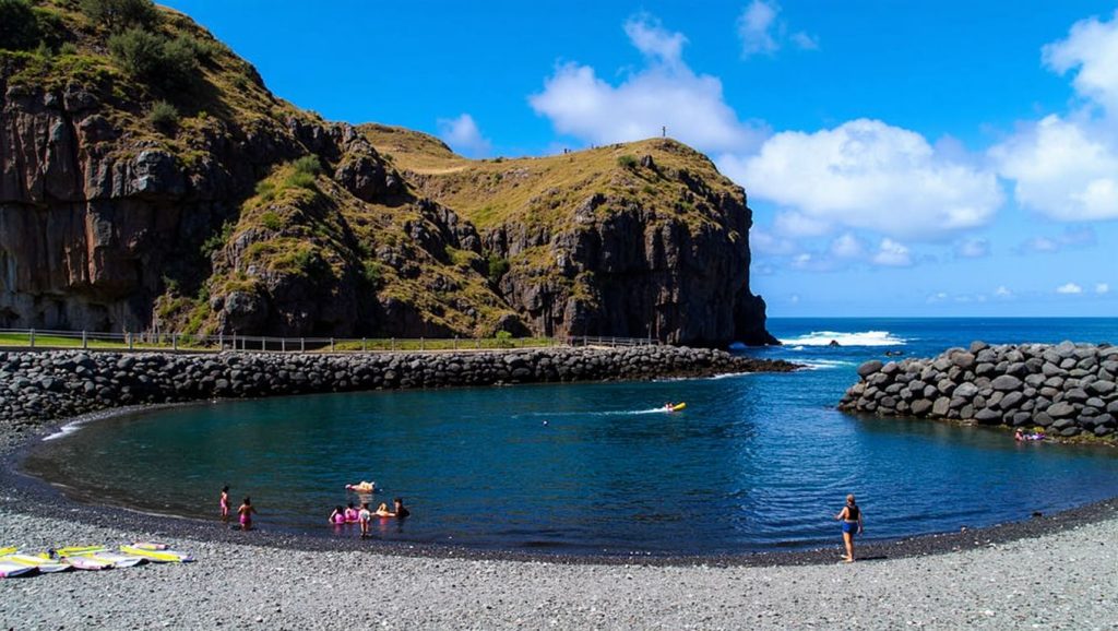 Zona de Banhos do Porto da Boca da Ribeira - Faial, Açores