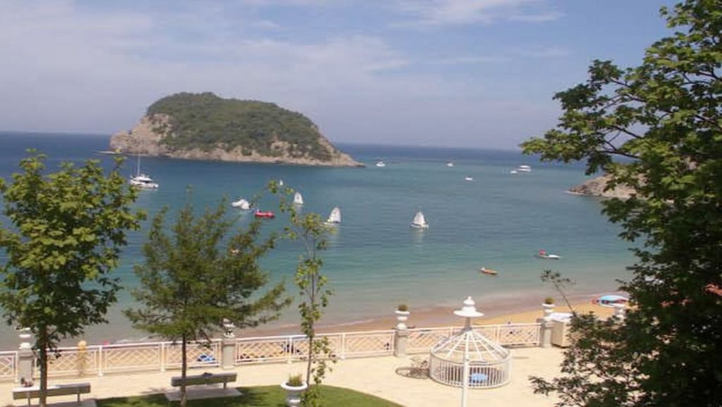 Playa de Isuntza - Lekeitio, Bizkaia
